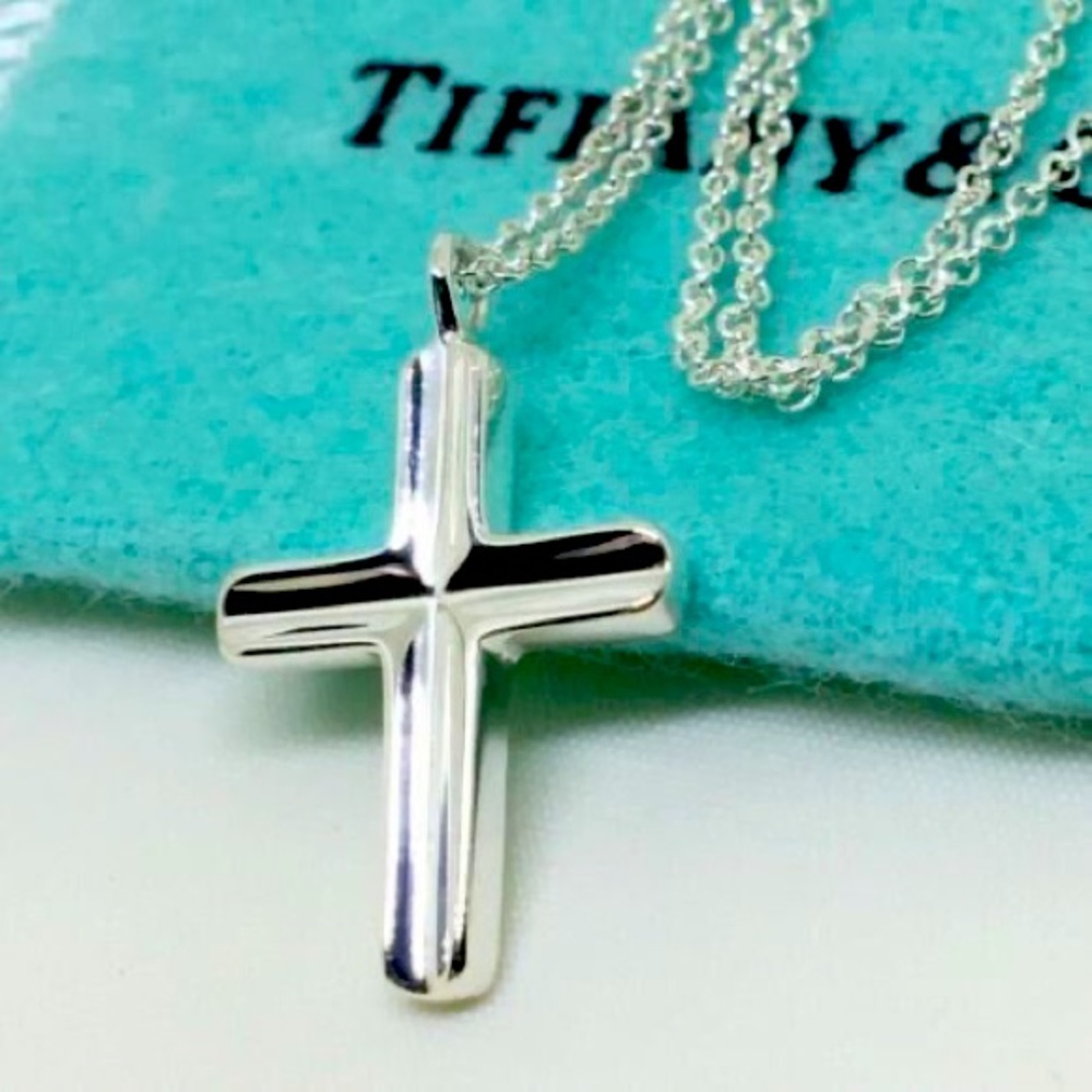 Tiffany & Co. Auth Concave Cross Pendant Necklace w/Bag & Box